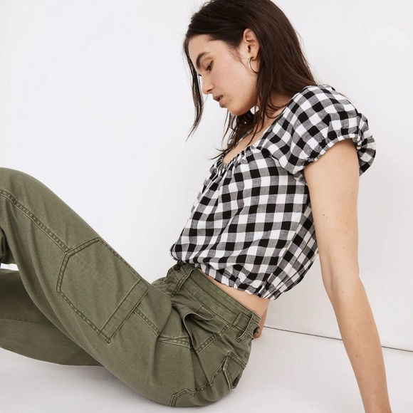 Madewell Linen-Blend Puff-Sleeve Button-Front Crop Top in Gingham Check - Picture 7 of 9